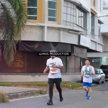 Runner Photo 7991314
