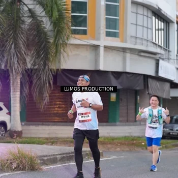 Runner Photo 7991329