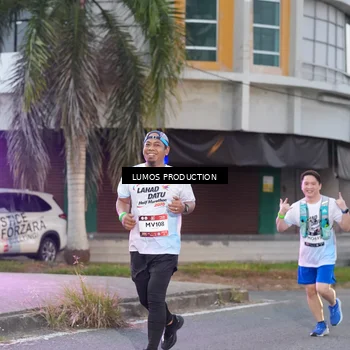 Runner Photo 7991331