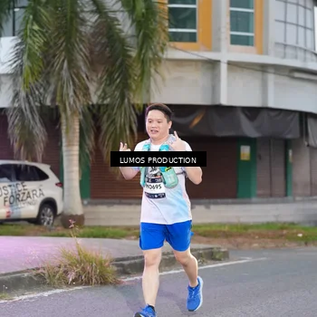 Runner Photo 7991346