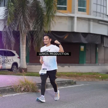 Runner Photo 7991369