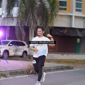 Runner Photo 7991374