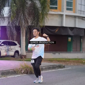 Runner Photo 7991375