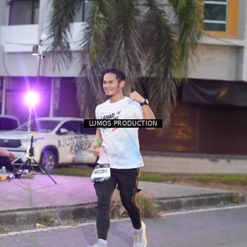 Runner Photo 7991382
