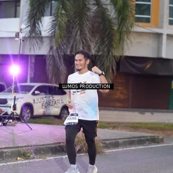 Runner Photo 7991383