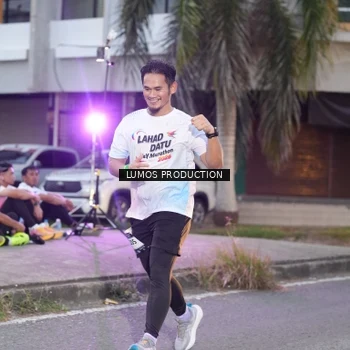 Runner Photo 7991393