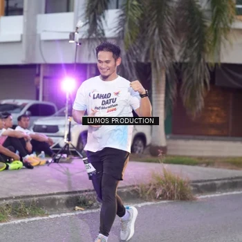 Runner Photo 7991395