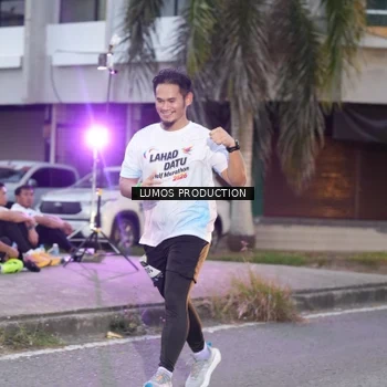 Runner Photo 7991397
