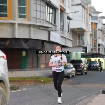 Runner Photo 7991400