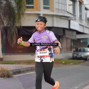 Runner Photo 7991477