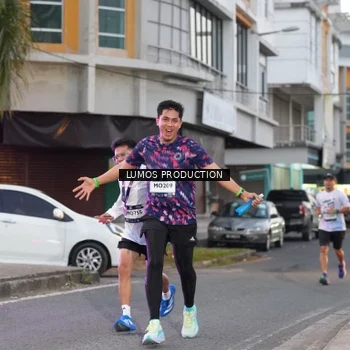 Runner Photo 7991491