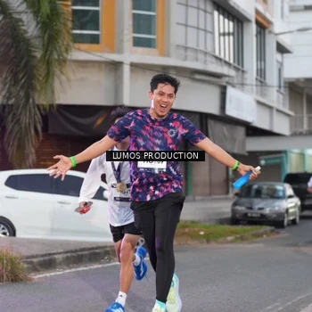 Runner Photo 7991497