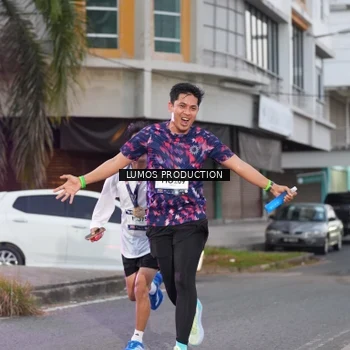 Runner Photo 7991498