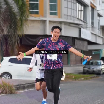 Runner Photo 7991502