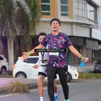 Runner Photo 7991505