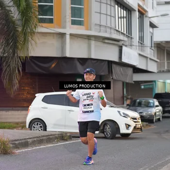 Runner Photo 7991521