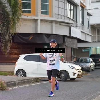 Runner Photo 7991522