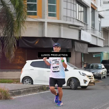 Runner Photo 7991524