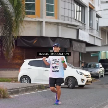 Runner Photo 7991528