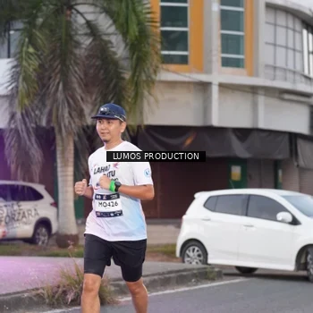 Runner Photo 7991537