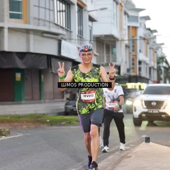 Runner Photo 7991551