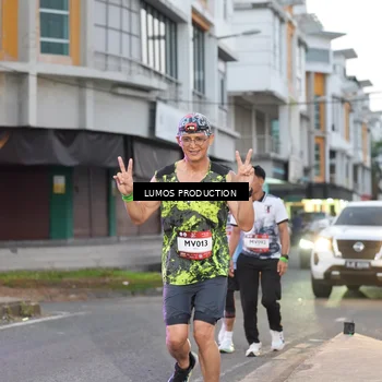 Runner Photo 7991558