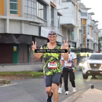 Runner Photo 7991559