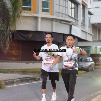 Runner Photo 7991573