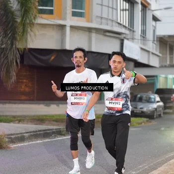 Runner Photo 7991577
