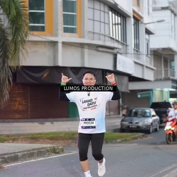 Runner Photo 7991616