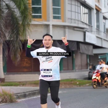 Runner Photo 7991635