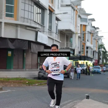 Runner Photo 7991645