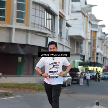 Runner Photo 7991649