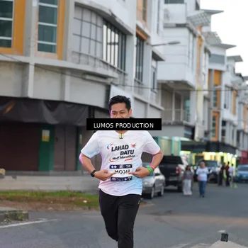 Runner Photo 7991650