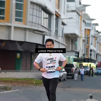 Runner Photo 7991651