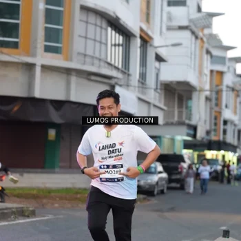 Runner Photo 7991657