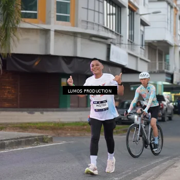 Runner Photo 7991660