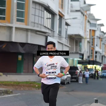 Runner Photo 7991666