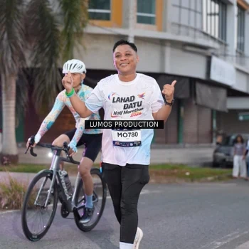 Runner Photo 7991672