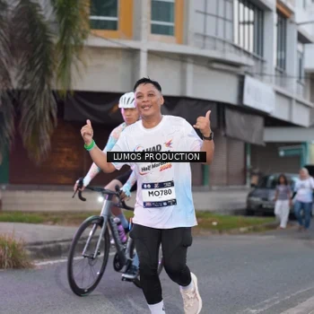Runner Photo 7991676