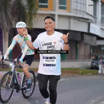 Runner Photo 7991679