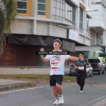 Runner Photo 7991695