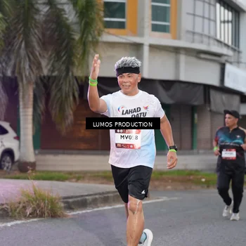 Runner Photo 7991711