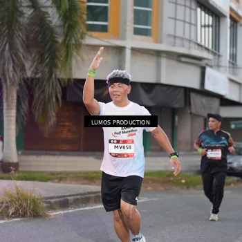 Runner Photo 7991712