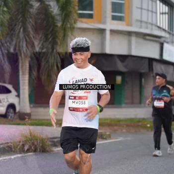 Runner Photo 7991718