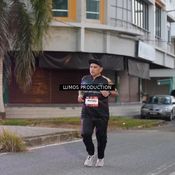 Runner Photo 7991719