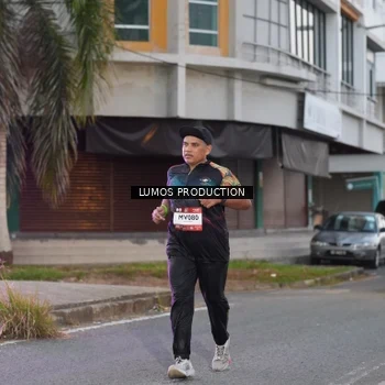 Runner Photo 7991724