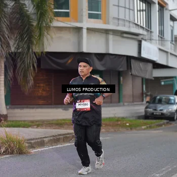 Runner Photo 7991725