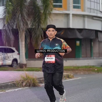 Runner Photo 7991731