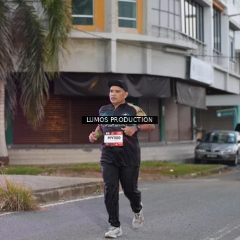 Runner Photo 7991732